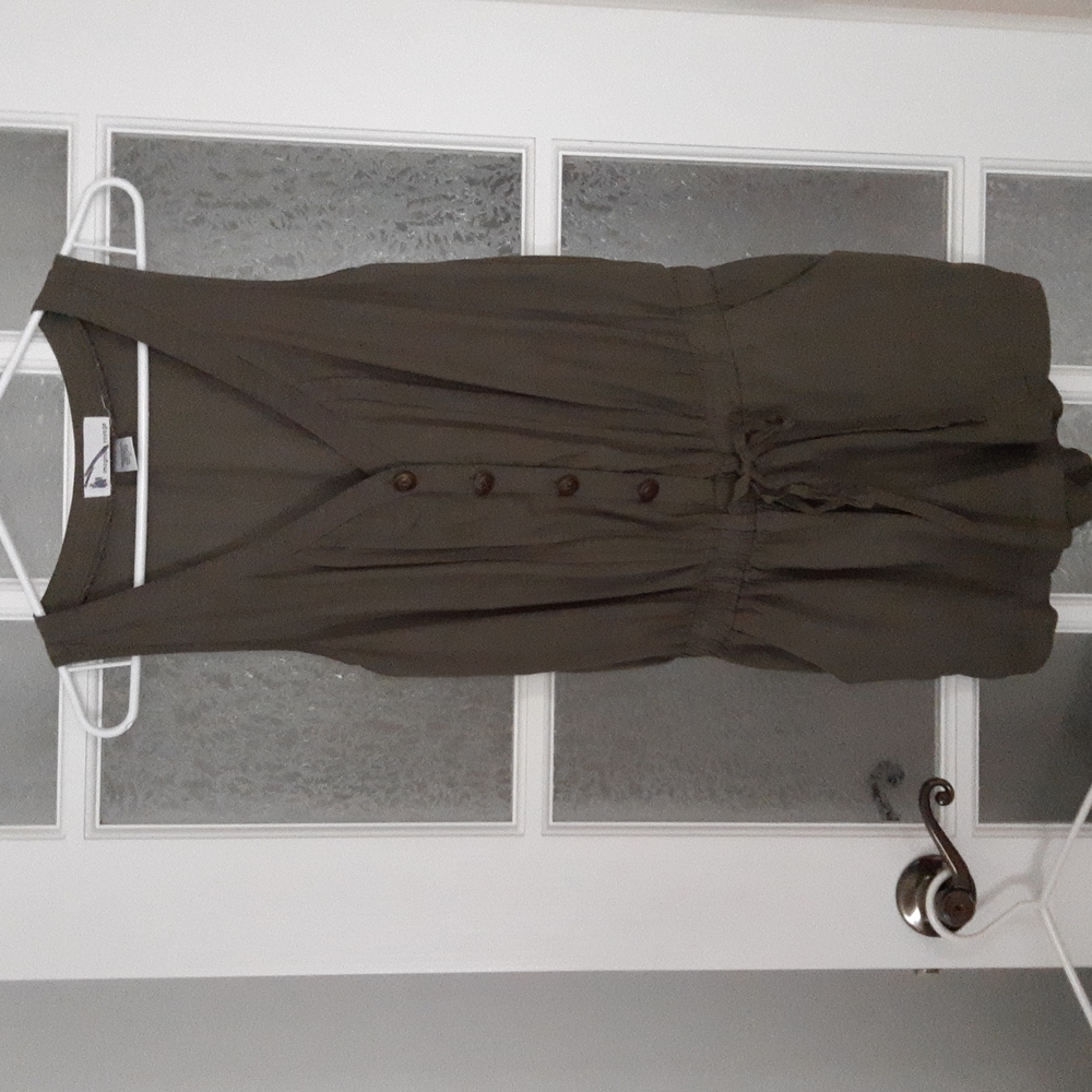 2/25$***Imaginary Voyage Sleeveless romper